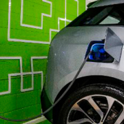 BNDES libera R$ 6,7 milhões para fazer rede de recarga de carros elétricos
